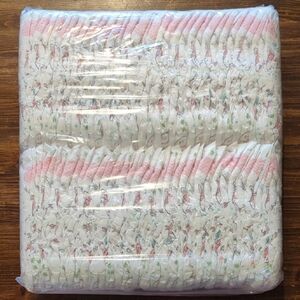 Kirkland Sz 4 Diapers